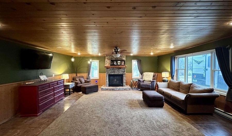 25773 Ahlers Ave, Adrian, MN 56110 - 4 Beds, 3 Bath