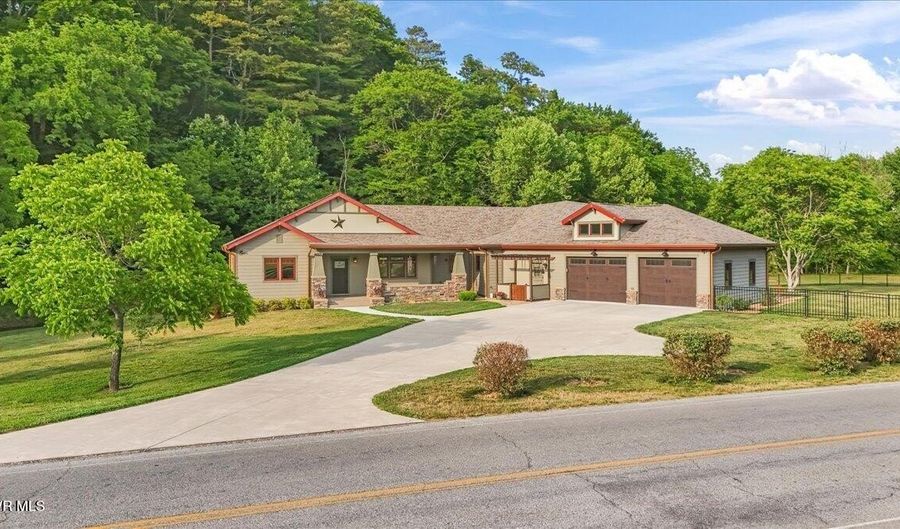 375 Middle Creek Rd, Afton, TN 37616 - 3 Beds, 3 Bath