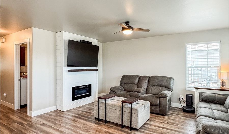 812 Presidio Ln, Billings, MT 59105 - 3 Beds, 2 Bath