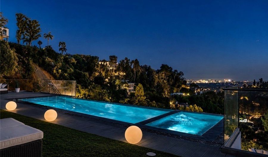 9459 Beverly Crst, Los Angeles, CA 90210 - 5 Beds, 7 Bath
