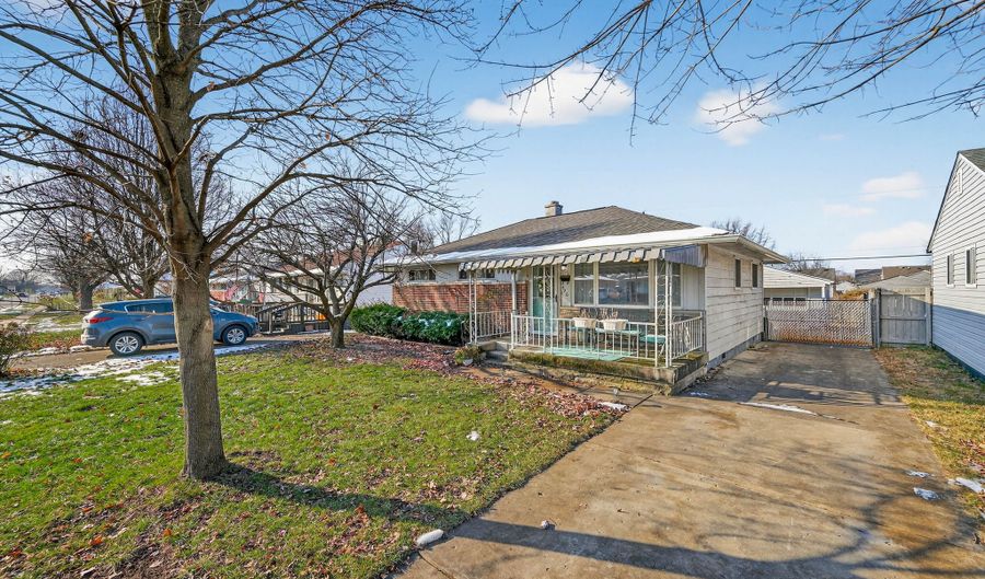 426 N 14th Ave, Beech Grove, IN 46107 - 3 Beds, 2 Bath