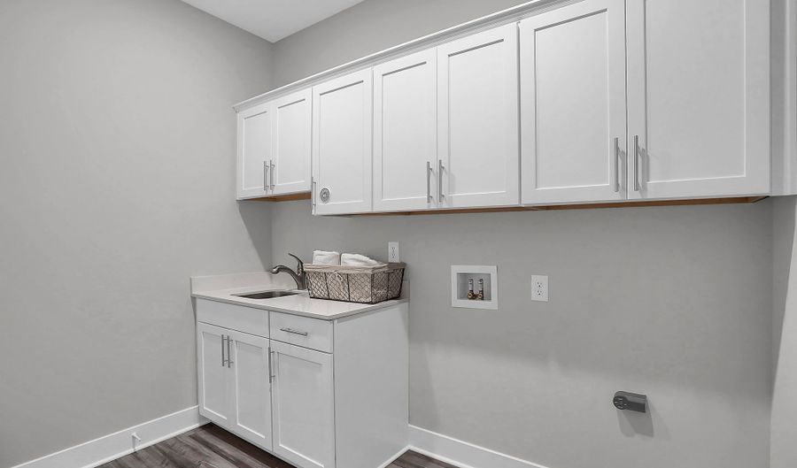 5280 Burnivale Ln, Avon, IN 46123 - 3 Beds, 3 Bath