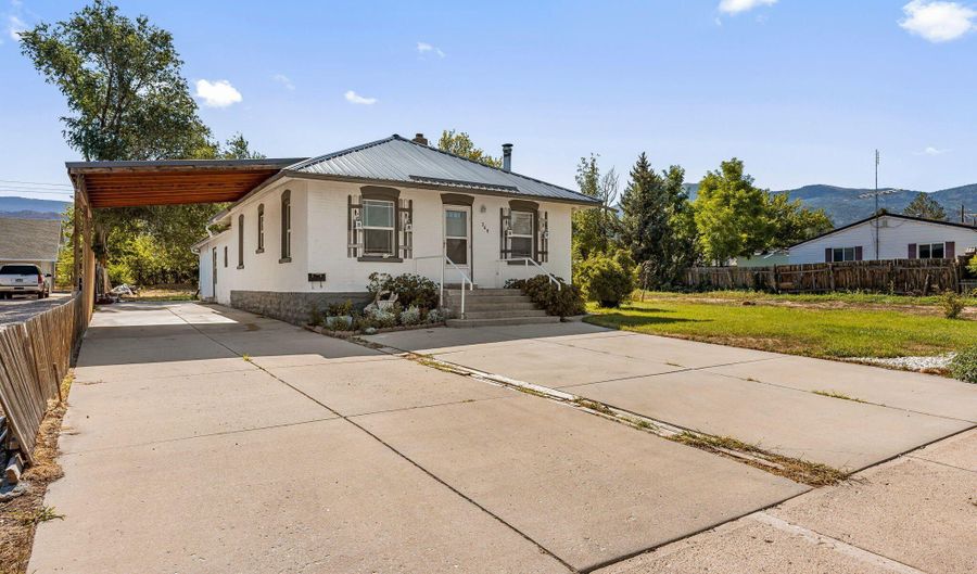 360 N 400 W, Cedar City, UT 84721 - 4 Beds, 2 Bath