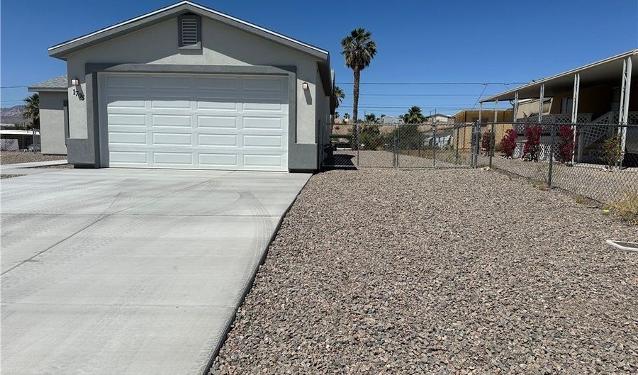 1705 Talc Rd, Bullhead City, AZ 86442 - 3 Beds, 2 Bath