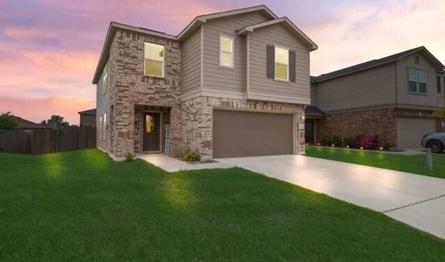 11322 Sprightly Ln, San Antonio, TX 78254 - 3 Beds, 3 Bath