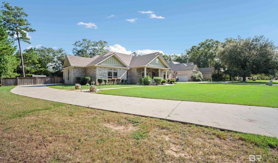 7619 Aikin Ct, Bay Minette, AL 36507 - 4 Beds, 3 Bath