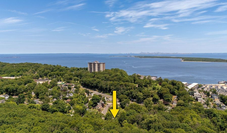 39 Ontario Ave, Atlantic Highlands, NJ 07716 - 3 Beds, 3 Bath