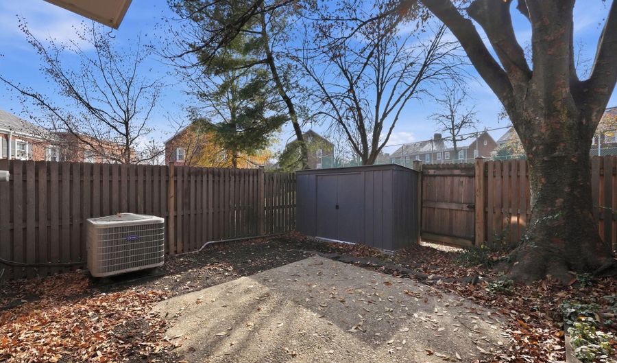 4600 30TH Rd S, Arlington, VA 22206 - 3 Beds, 2 Bath