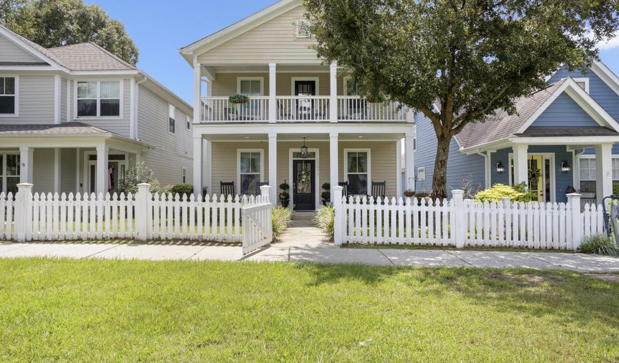 13090 Pine Valley Ln, Biloxi, MS 39532 - 3 Beds, 3 Bath