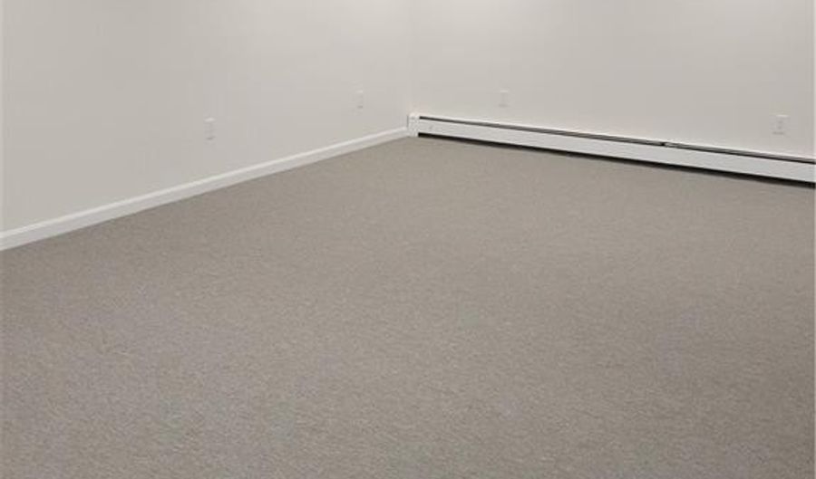 11 W Blue Ridge Rd, Cranston, RI 02920 - 3 Beds, 3 Bath