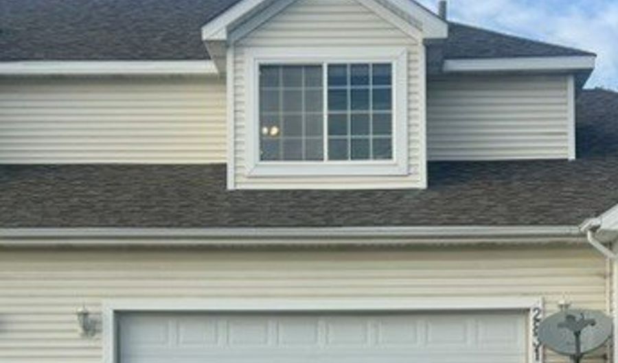 2831 Ashland Ct, Altoona, IA 50009 - 3 Beds, 2 Bath