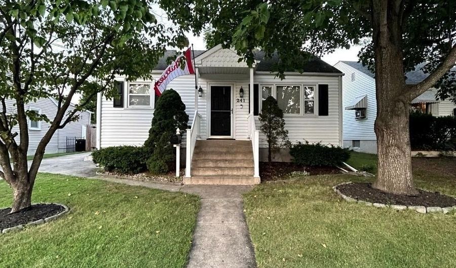 241 Warren Ave Ave, Bellmawr, NJ 08031 - 2 Beds, 1 Bath