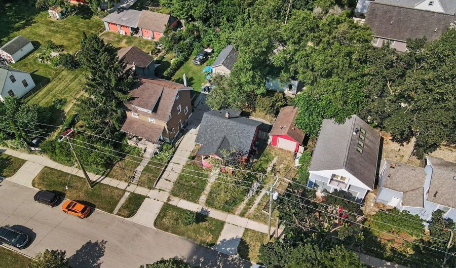 723 Daniel St, Ann Arbor, MI 48103 - 2 Beds, 1 Bath