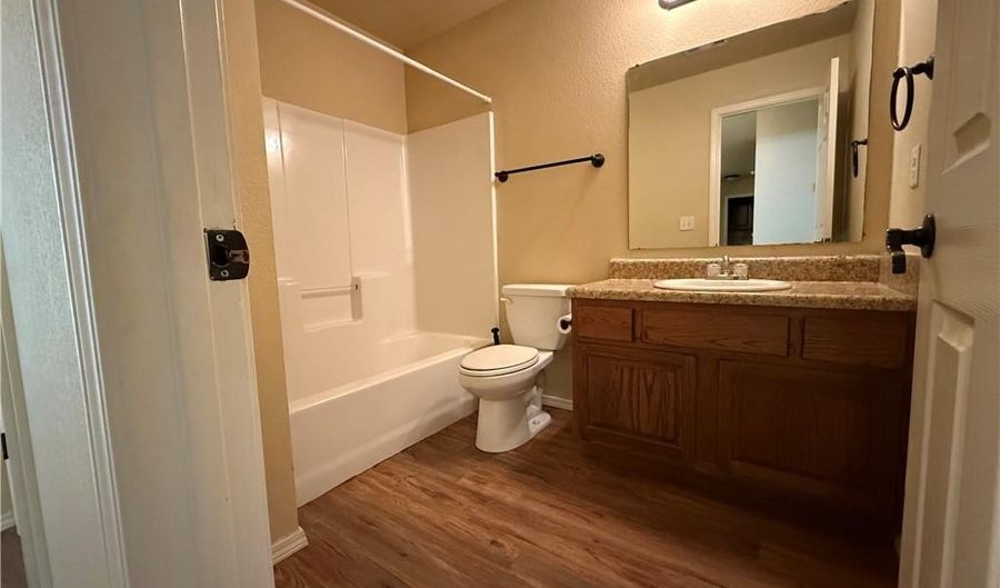 403 Riley Dr, Alma, AR 72921 - 4 Beds, 2 Bath