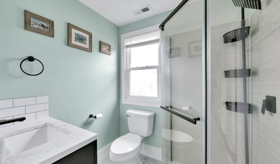 112 OLD AIRPORT Rd, Harrington, DE 19952 - 3 Beds, 2 Bath