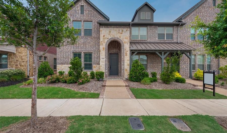 4739 Smokey Quartz Ln, Arlington, TX 76005 - 3 Beds, 3 Bath