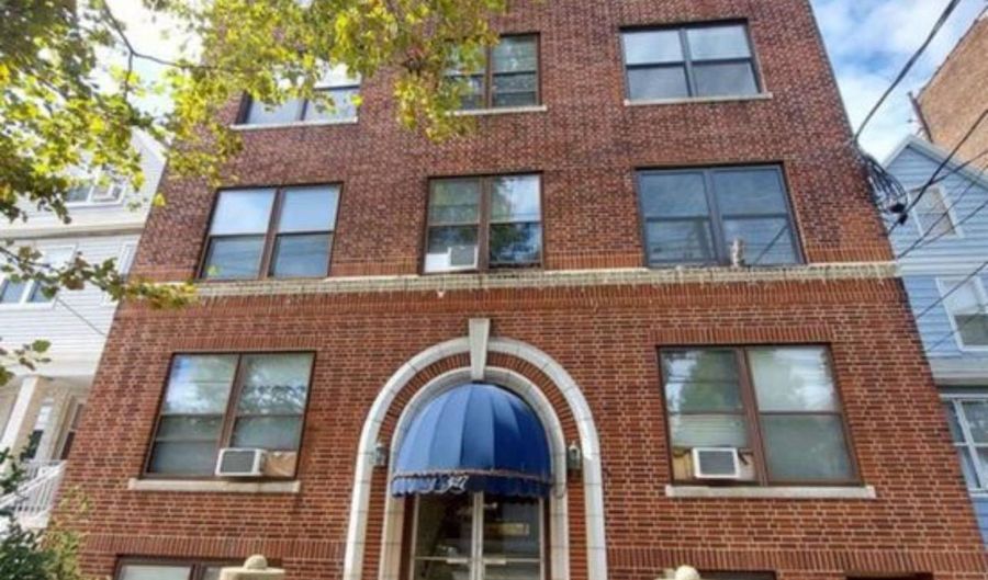 427 KENNEDY Blvd 301, Bayonne, NJ 07002 - 2 Beds, 1 Bath