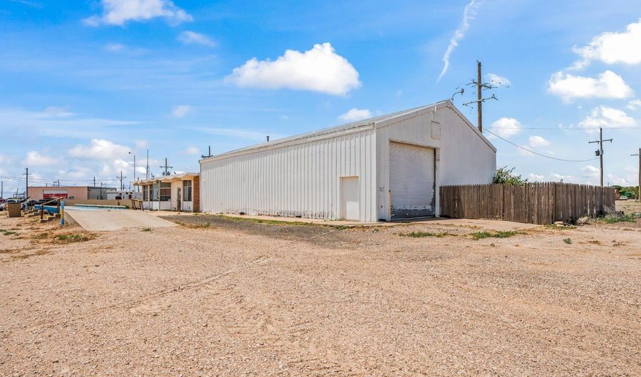 6464 U.S. 84, Anton, TX 79313 - 0 Beds, 0 Bath