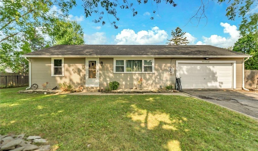 140 Haussauer Rd, Amherst, NY 14068 - 3 Beds, 1 Bath