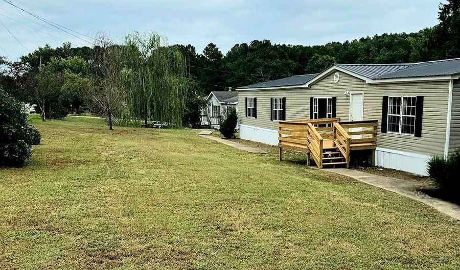 799 10TH St, Ashville, AL 35953 - 4 Beds, 3 Bath