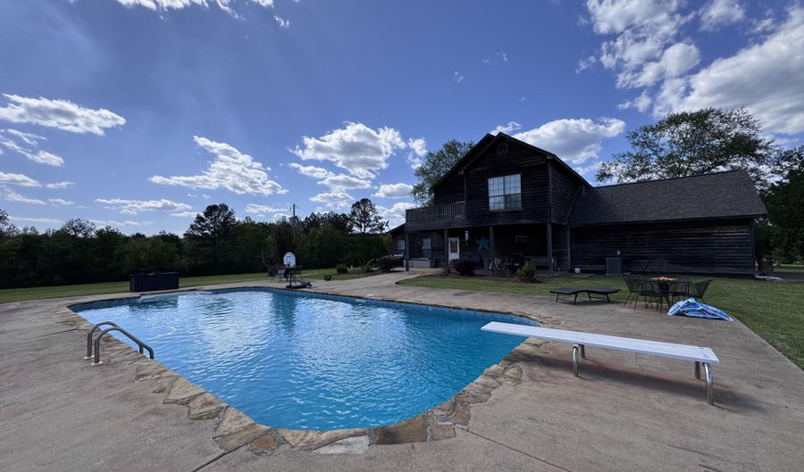 766 Pinola Braxton Rd, Braxton, MS 39044 - 4 Beds, 3 Bath