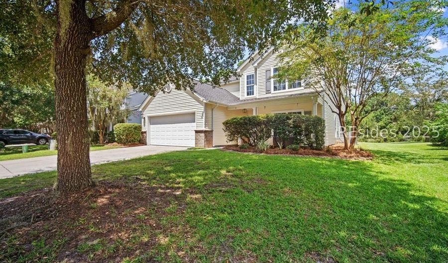 8 Waccamaw Way, Beaufort, SC 29906 - 4 Beds, 3 Bath