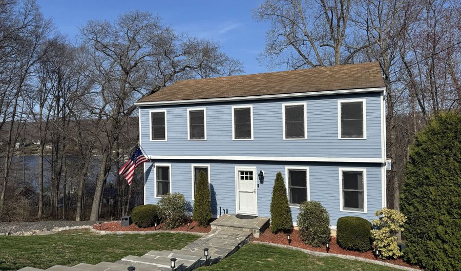 53 Clearview Dr, Brookfield, CT 06804 - 3 Beds, 3 Bath