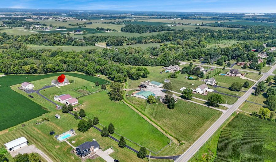 14487 Walnut Creek Pike, Ashville, OH 43103 - 3 Beds, 4 Bath
