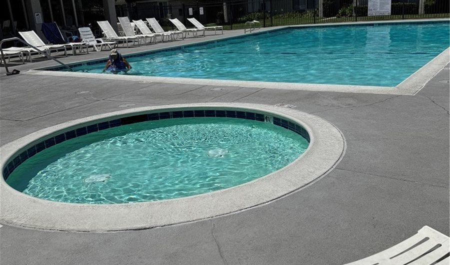 2142 W Liverpool Ln, Anaheim, CA 92804 - 2 Beds, 2 Bath