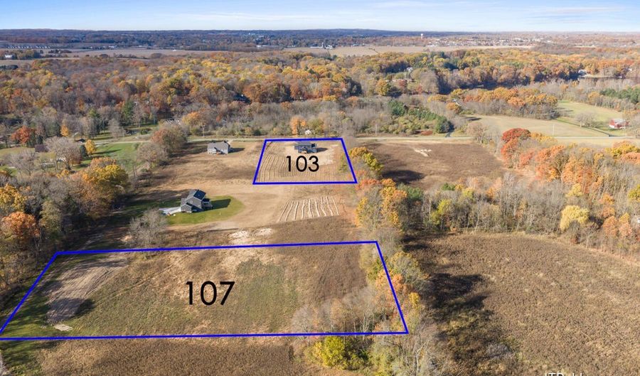 9520 Alaska Ave SE, Alto, MI 49302 - 4 Beds, 2 Bath