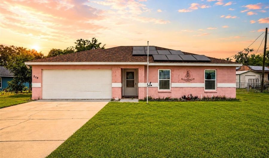 219 MOUNTAIN Dr, Babson Park, FL 33827 - 3 Beds, 2 Bath