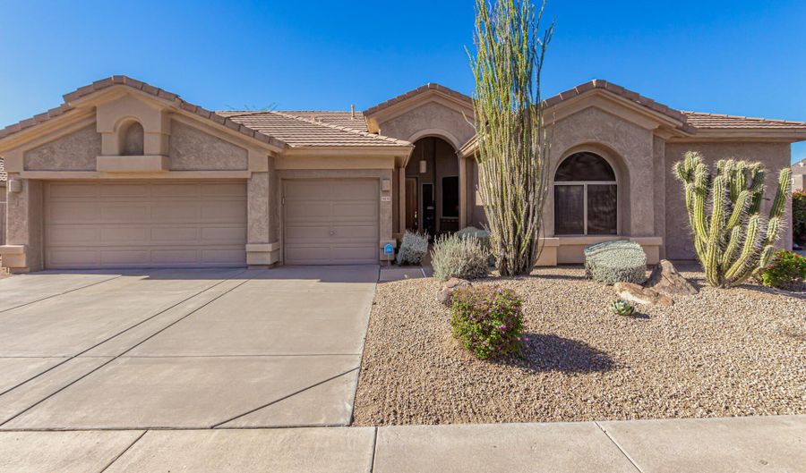 31830 N 53RD St, Cave Creek, AZ 85331 - 4 Beds, 3 Bath