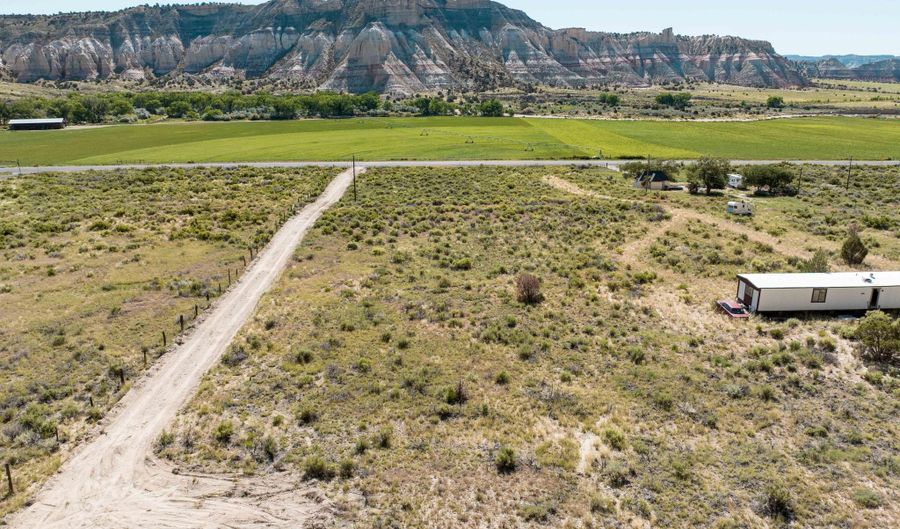 689 Utah 12, Cannonville, UT 84718 - 0 Beds, 0 Bath