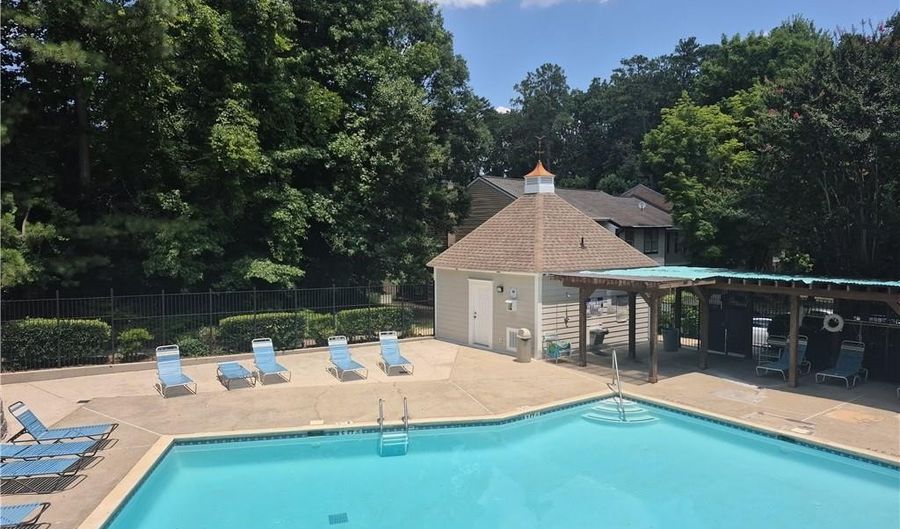 6353 Wedgeview Ct, Tucker, GA 30084 - 2 Beds, 2 Bath