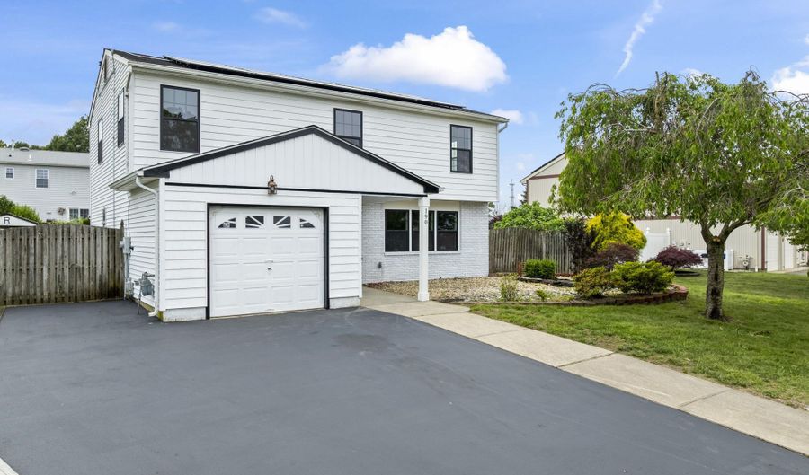 190 Ravenwood Blvd, Barnegat, NJ 08005 - 4 Beds, 2 Bath