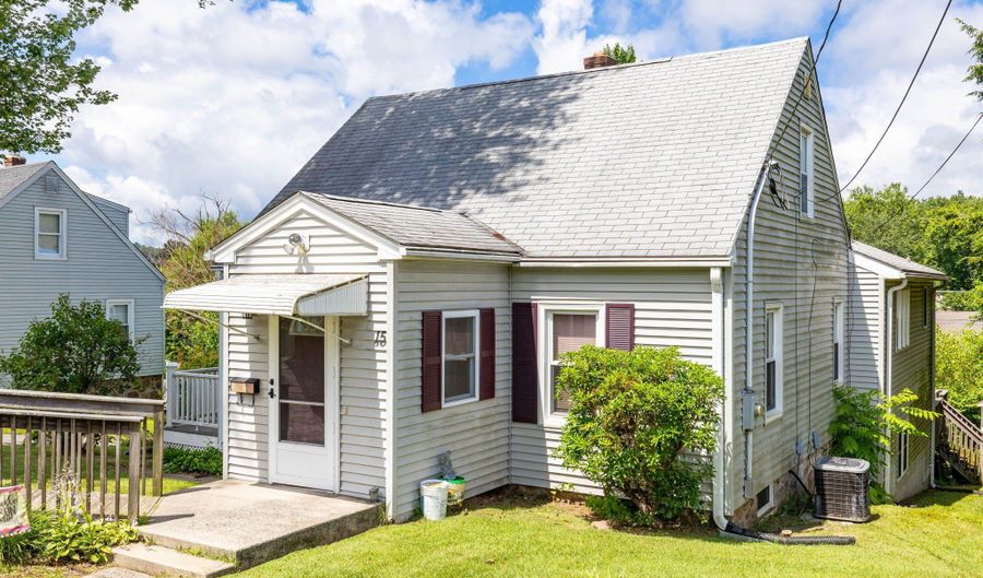 15 Boardman St, Bristol, CT 06010 - 4 Beds, 2 Bath