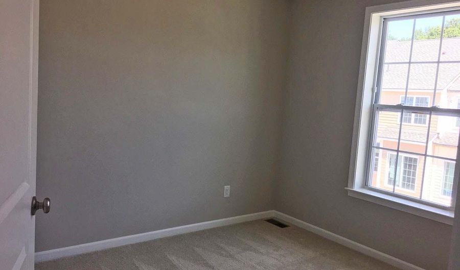 2783 Ashcombe Dr, Ann Arbor, MI 48105 - 4 Beds, 4 Bath