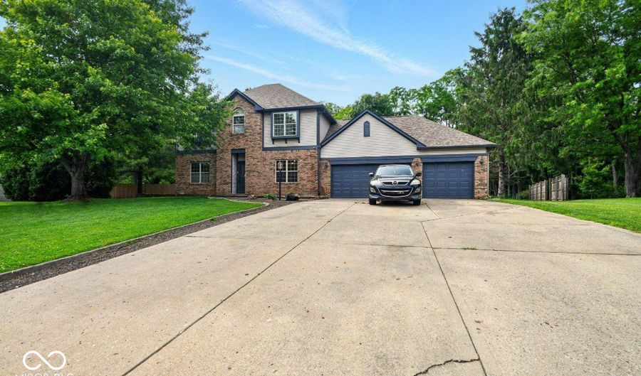 6396 Granny Smith Ln, Avon, IN 46123 - 4 Beds, 3 Bath