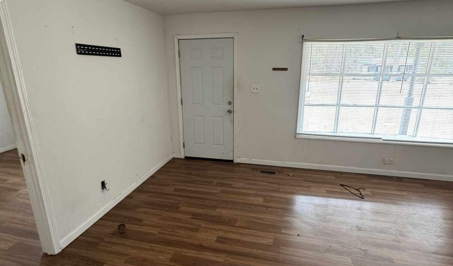 161 County Road S-45-731, Cades, SC 29518 - 3 Beds, 1 Bath