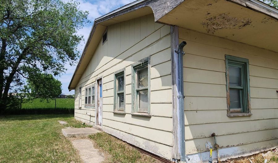 100 Other, Box Elder, SD 57719 - 3 Beds, 1 Bath