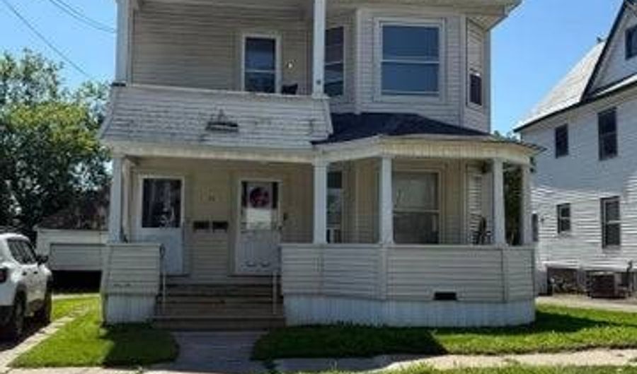 30 McClellan, Amsterdam, NY 12010 - 6 Beds, 2 Bath