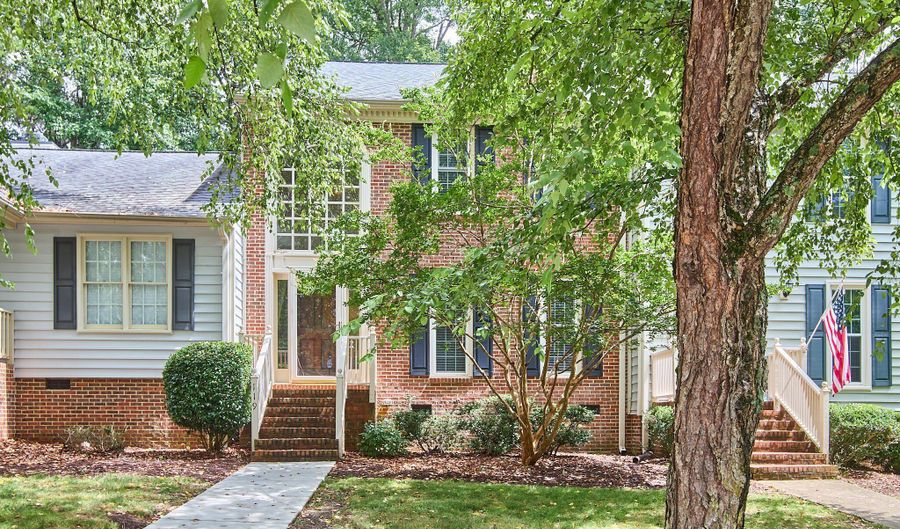 119 Heatherwood Dr, Apex, NC 27502 - 2 Beds, 3 Bath