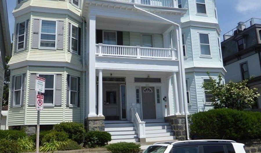 844 E Fifth St 2, Boston, MA 02127 - 3 Beds, 1 Bath