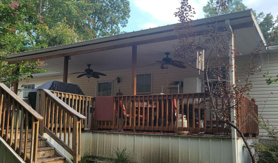 266 Carmel Ln, Albany, KY 42602 - 3 Beds, 2 Bath