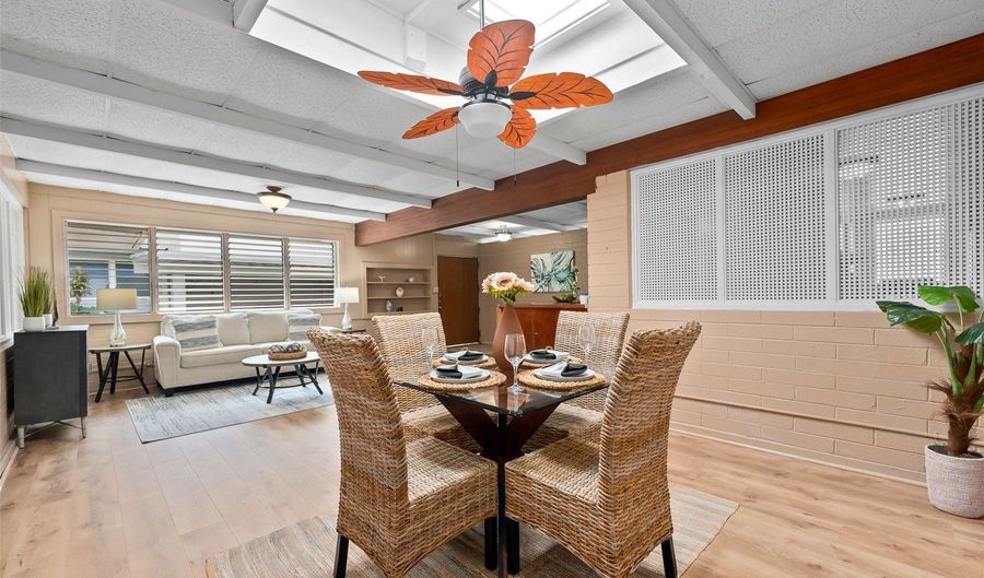 3541 Woodlawn Dr, Honolulu, HI 96822 - 4 Beds, 4 Bath