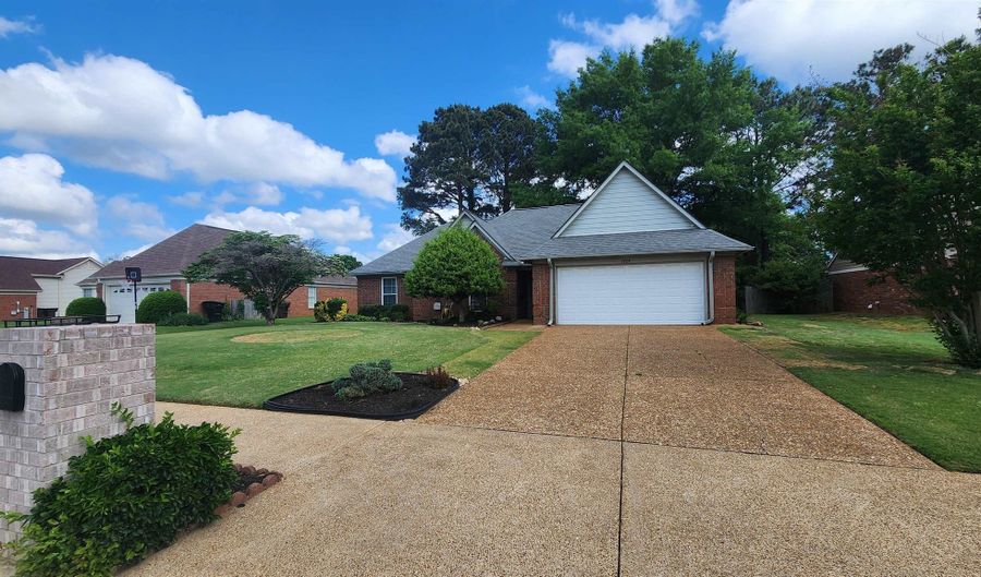 6708 DAWNHILL Rd, Bartlett, TN 38135 - 3 Beds, 2 Bath