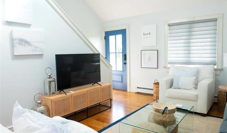 163 Morrison Ave, Middletown, RI 02842 - 3 Beds, 3 Bath