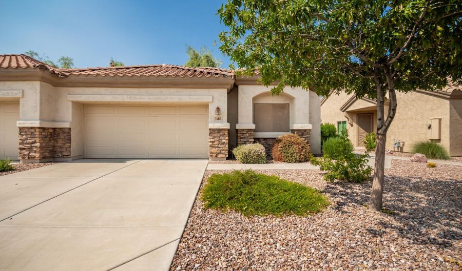 1560 E MELROSE Dr, Casa Grande, AZ 85122 - 2 Beds, 2 Bath
