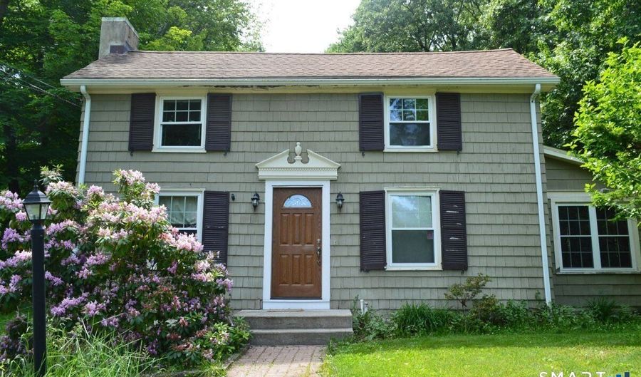 281 Hart St, Bristol, CT 06010 - 2 Beds, 1 Bath