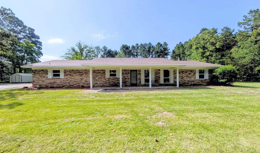 3825 Highway 79 N, Bearden, AR 71720 - 3 Beds, 2 Bath